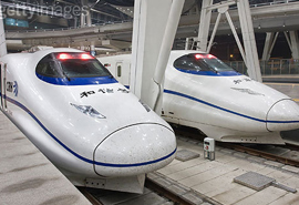 高鐵、動(dòng)車(chē)、機車(chē)